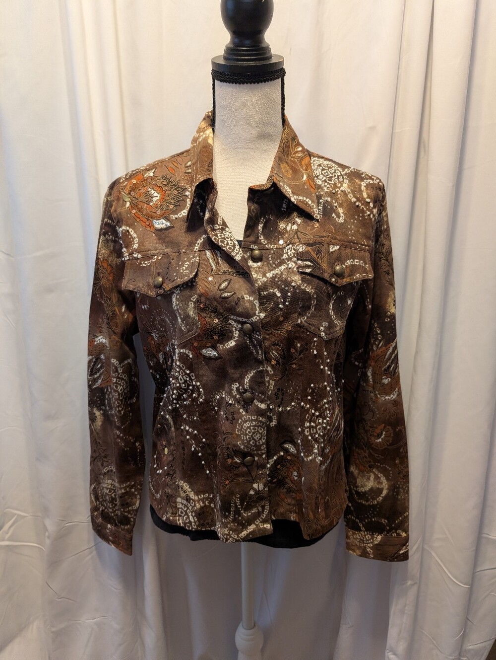 Brown Paisley Button-Front Women's Jacket By New Identity. Size Large